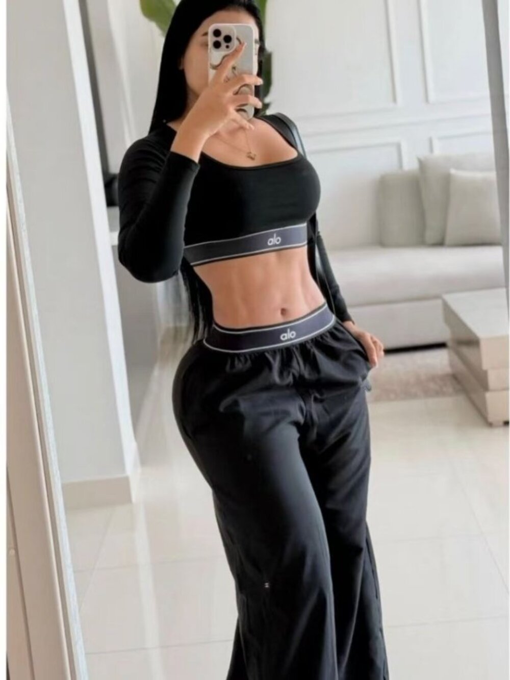 ALO Yoga Black Sports Bra Top and Wide-Leg Pants Set